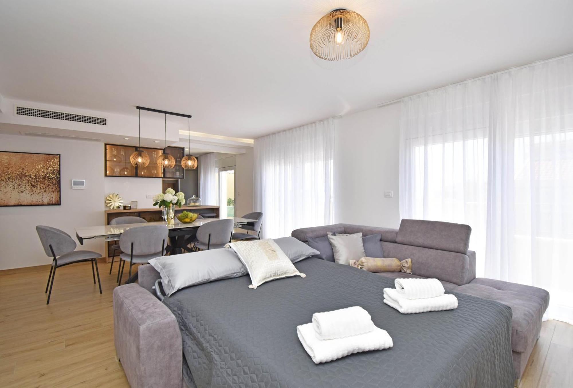 Luxury Apartments Luna Tucepi Exterior photo